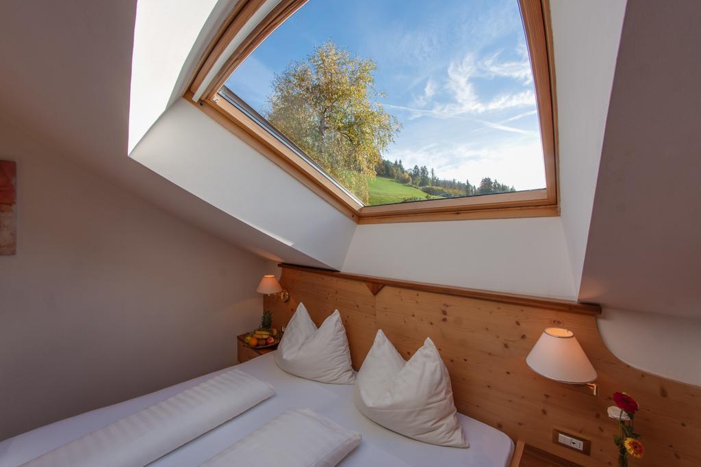 Pension Verdinserhoehe Schenna Chambre photo