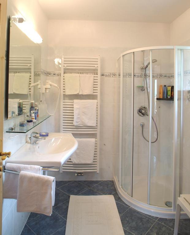Pension Verdinserhoehe Schenna Chambre photo